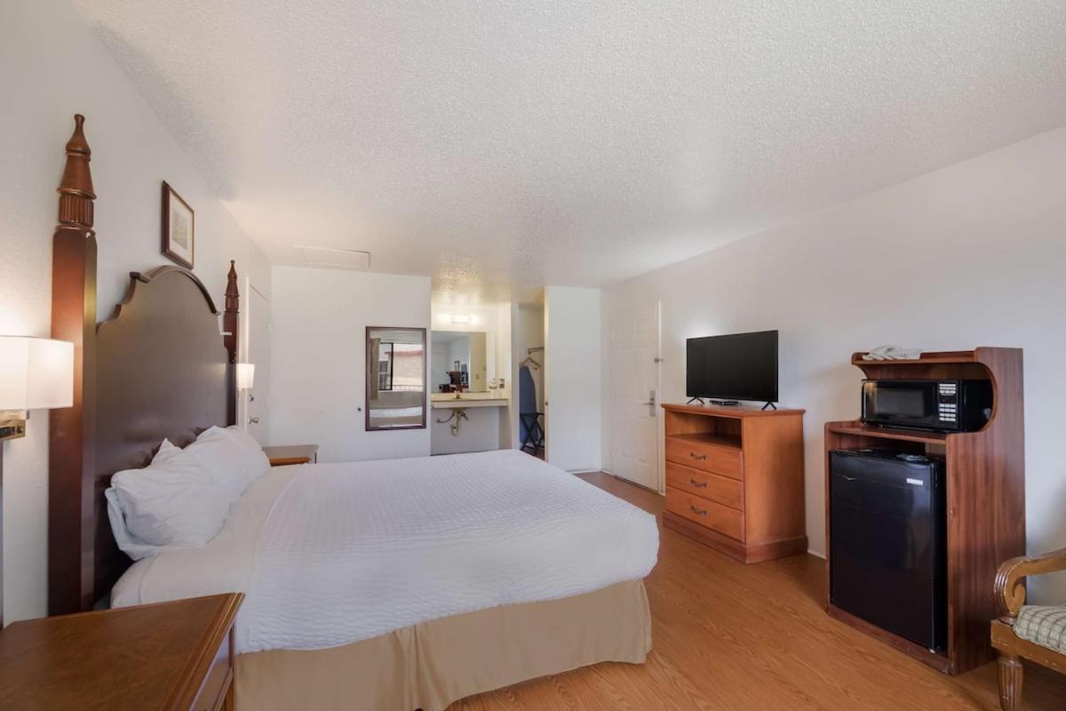 Americas Best Value Inn Lockhart Tx Eksteriør bilde