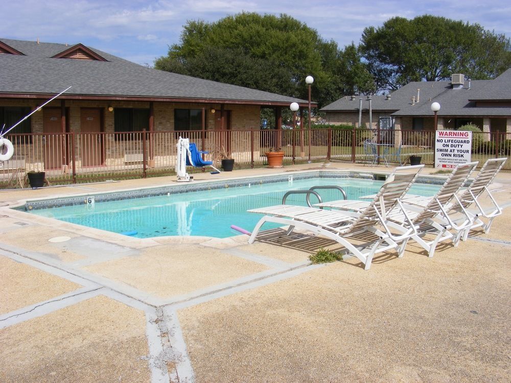 Americas Best Value Inn Lockhart Tx Eksteriør bilde
